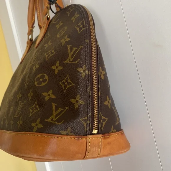 Louis Vuitton Monogram ALMA PM SATCHEL BAG ~💯  Authentic - Picture 10 of 15